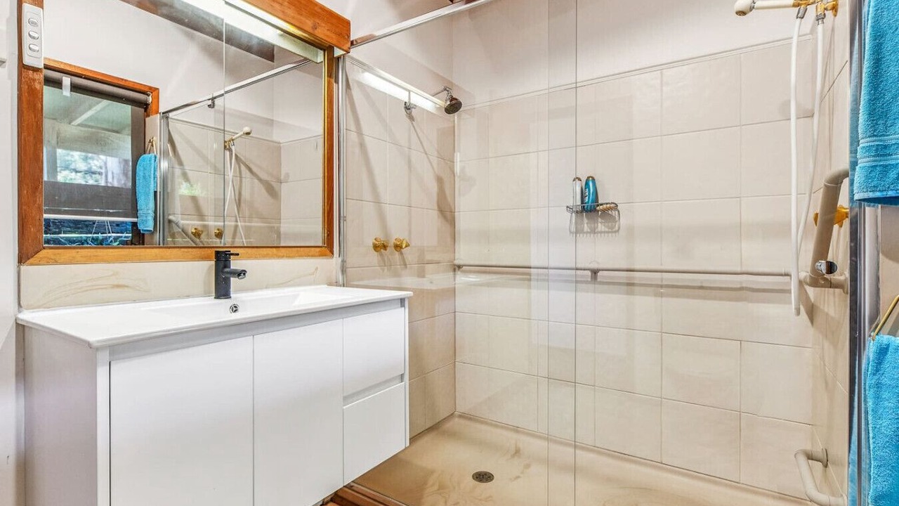 Photo of Bathroom in Red Hill South