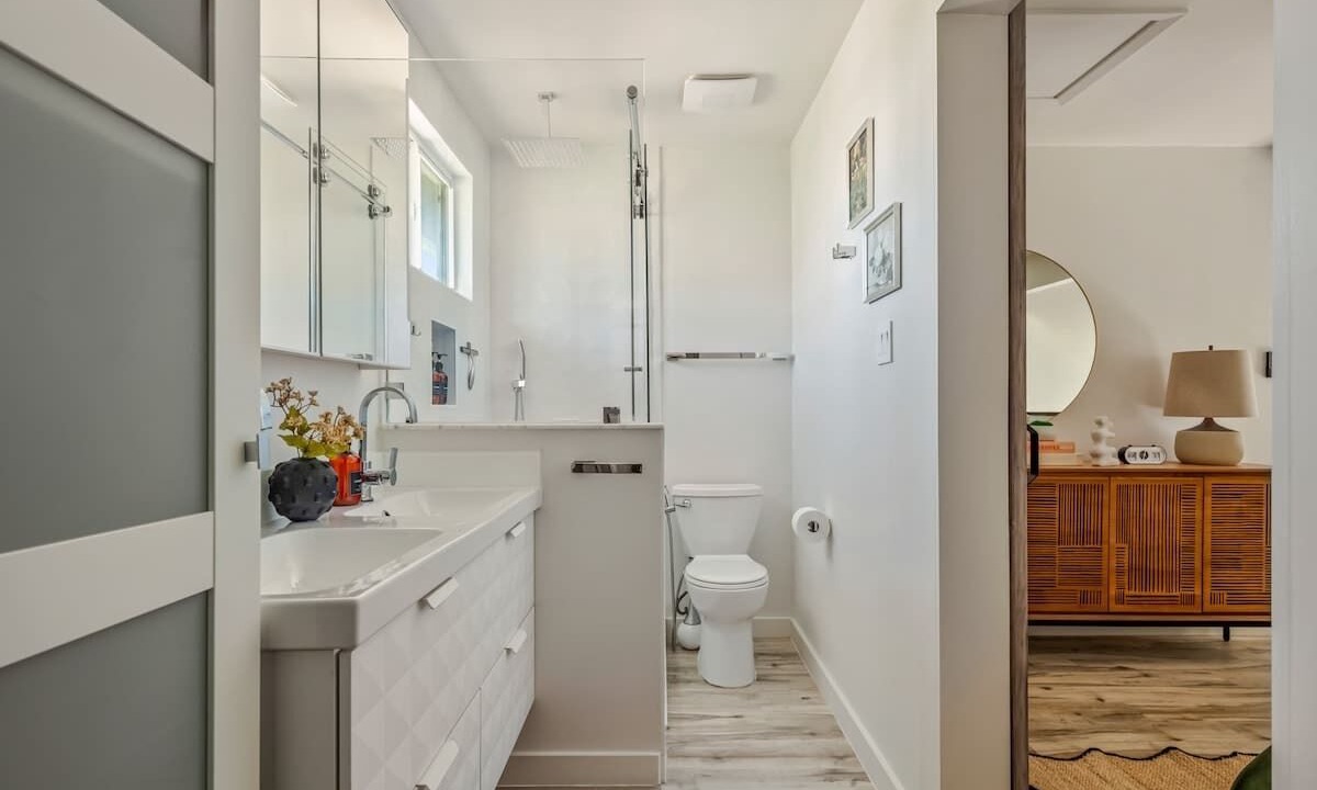 Photo of Bathroom in St. Edwards