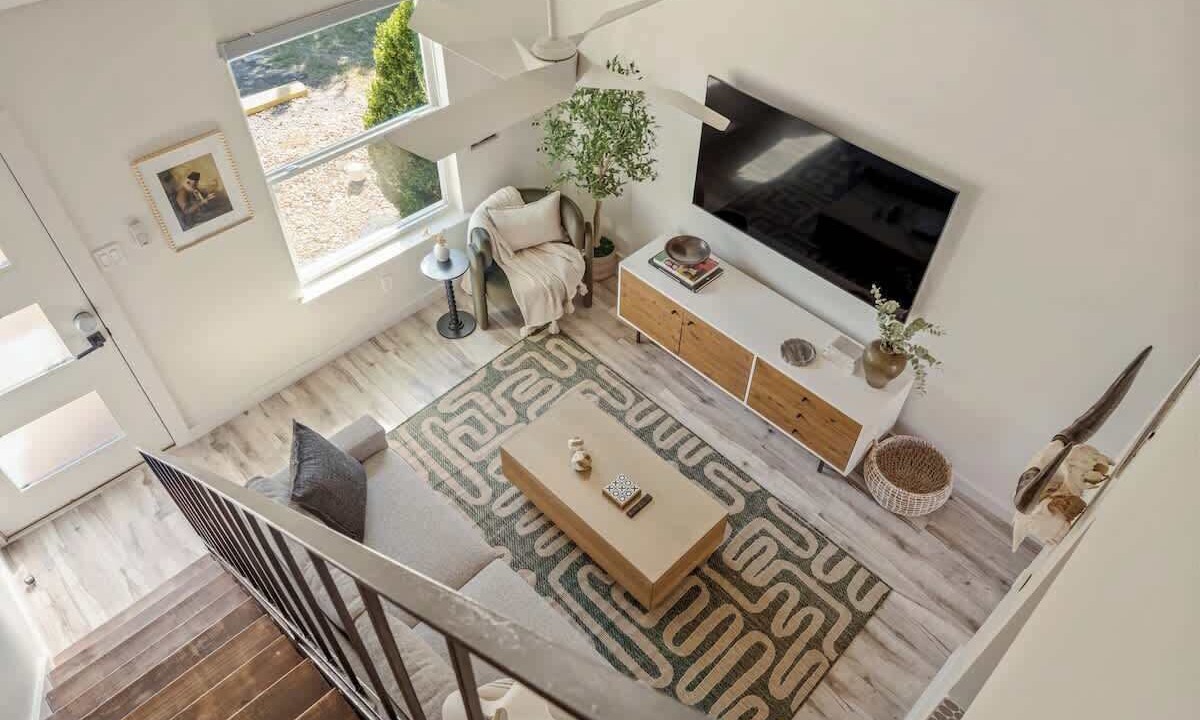 Photo of Livingroom in St. Edwards