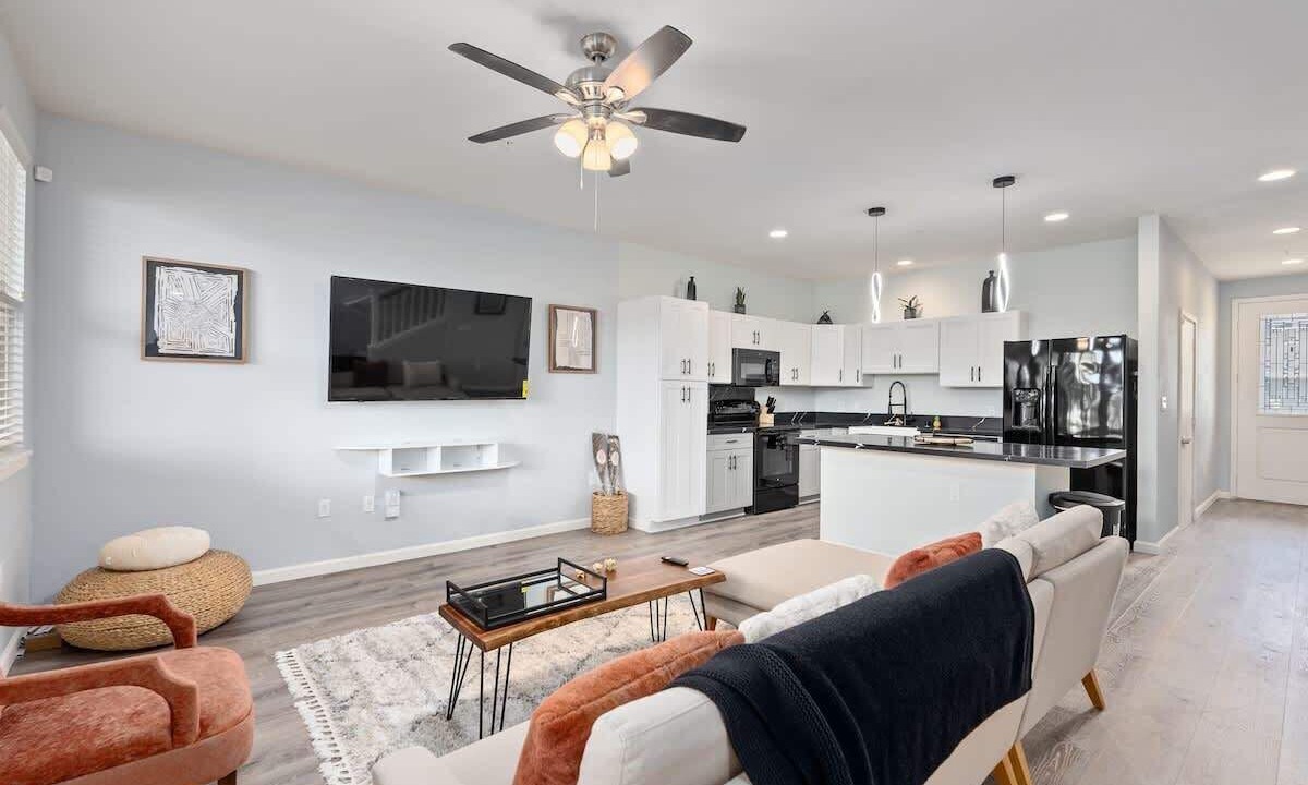 Photo of Livingroom in Kapolei