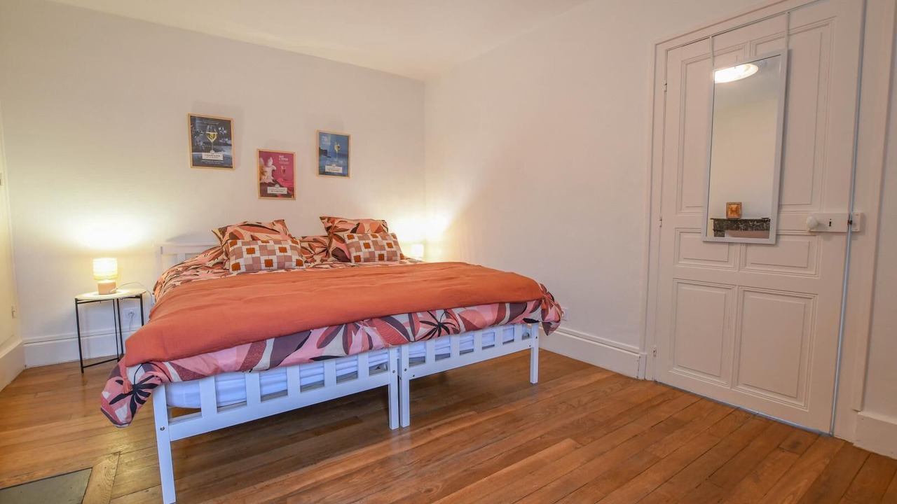 Photo of Bedroom in Chervey