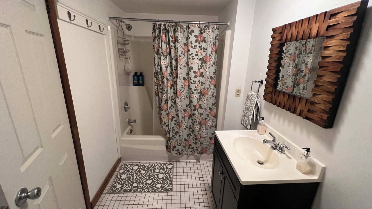 Photo of Bathroom in Brainard