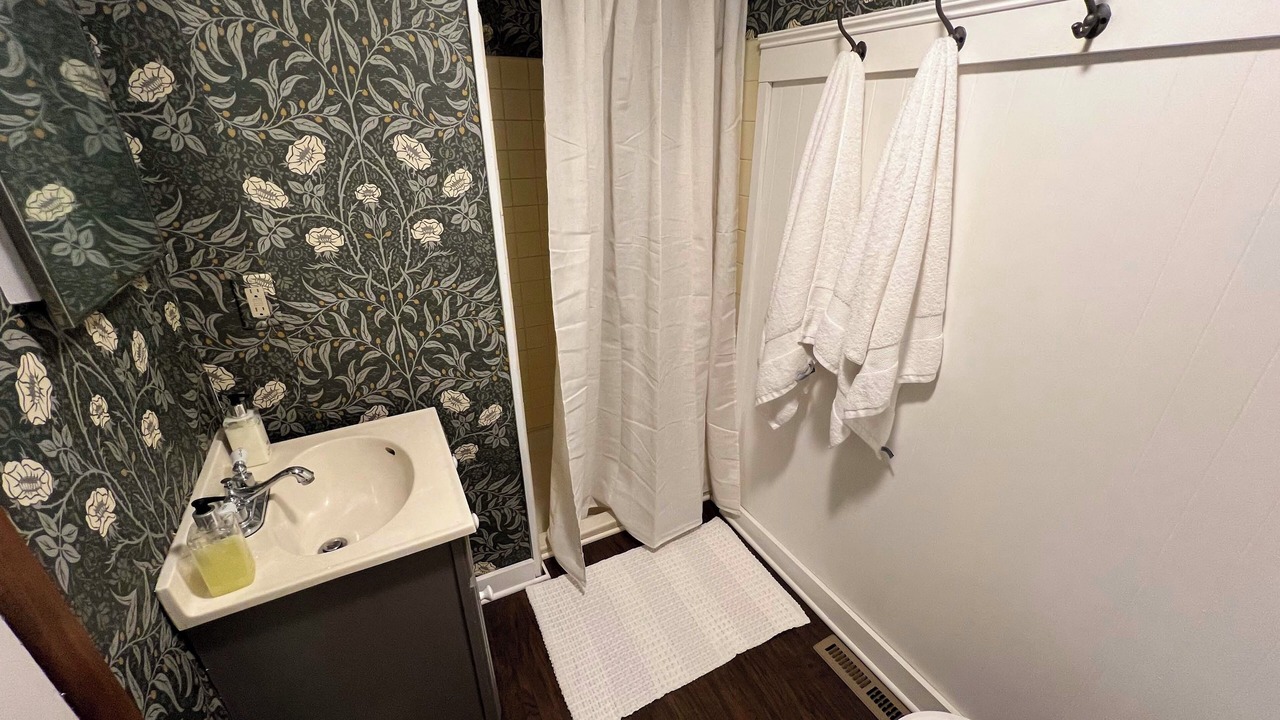 Photo of Bathroom in Brainard