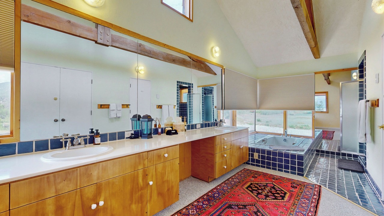Photo of Bathroom in Arroyo Seco