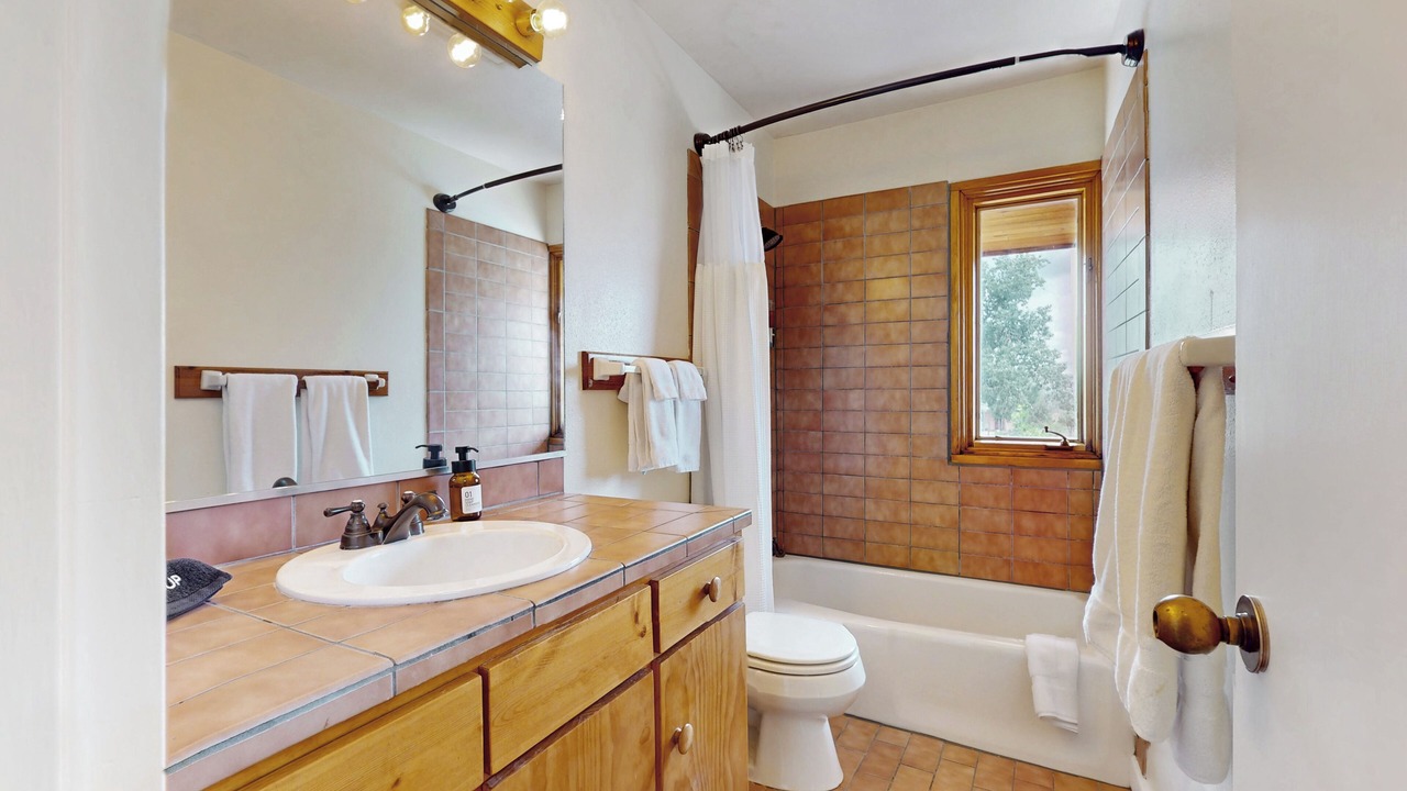 Photo of Bathroom in Arroyo Seco
