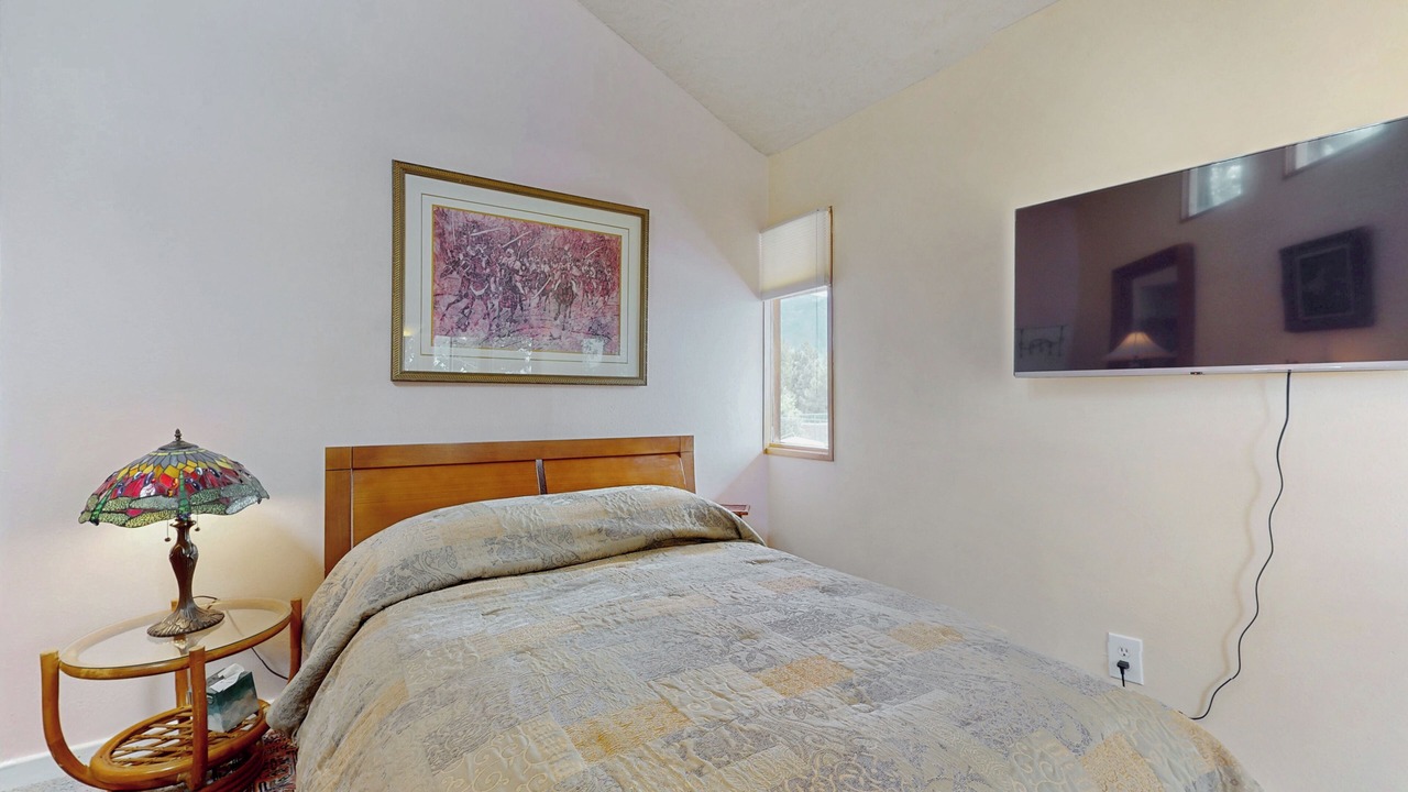 Photo of Bedroom in Arroyo Seco