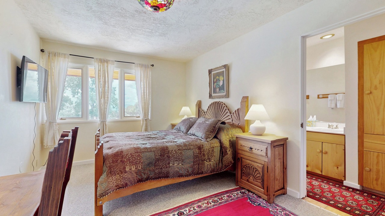 Photo of Bedroom in Arroyo Seco