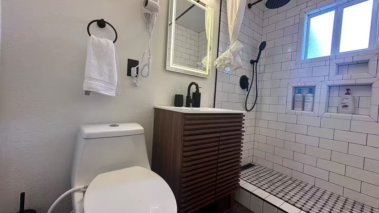 Photo of Bathroom in Seaside