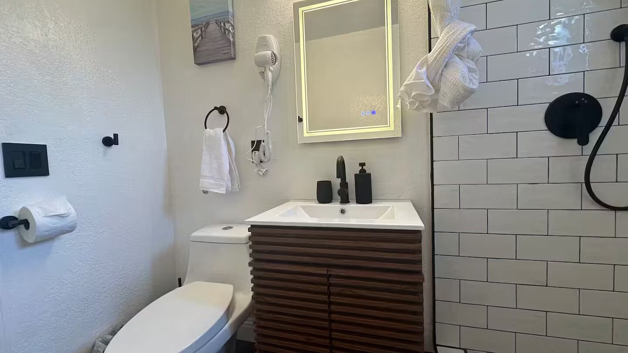 Photo of Bathroom in Seaside