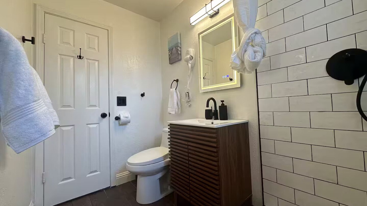 Photo of Bathroom in Seaside