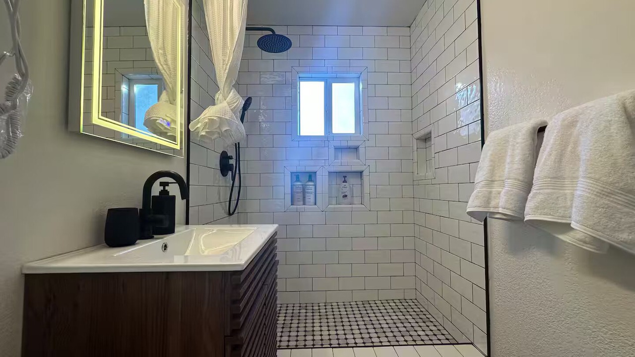 Photo of Bathroom in Seaside