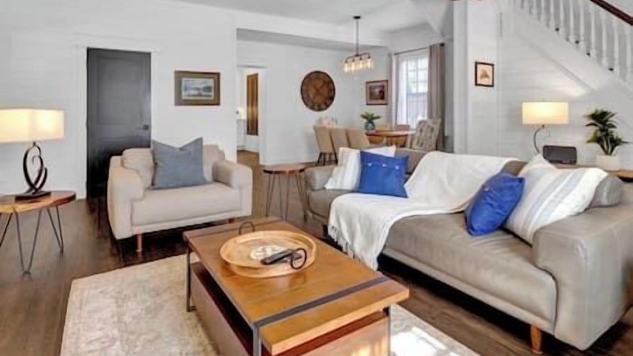 Photo of Livingroom in Bracebridge