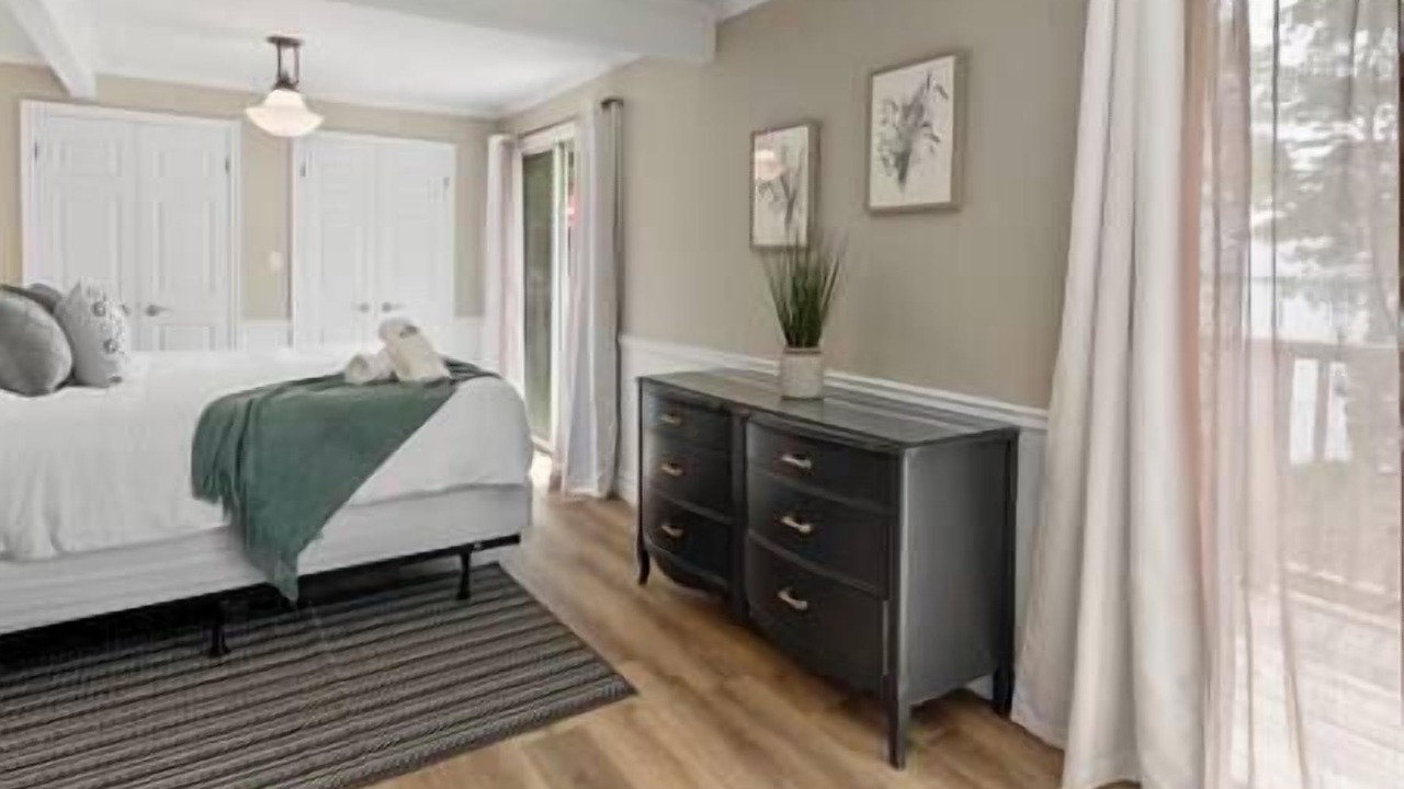 Photo of Bedroom in Fenelon Falls