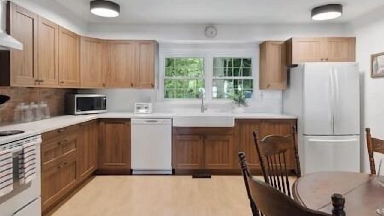 Photo of Kitchen in Fenelon Falls
