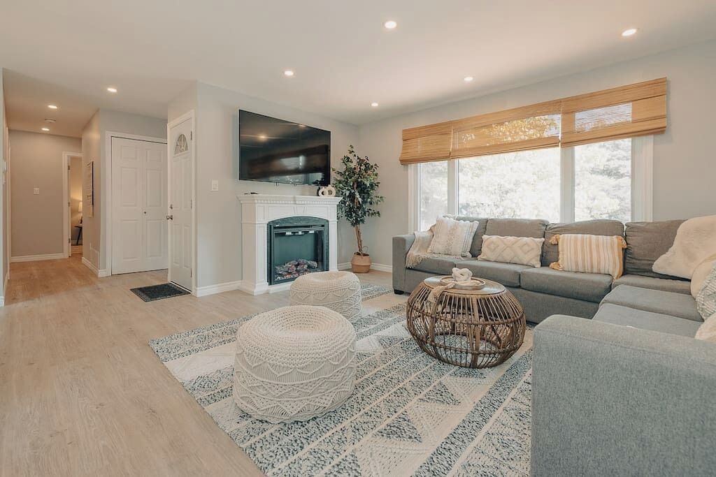 Photo of Livingroom in Midland
