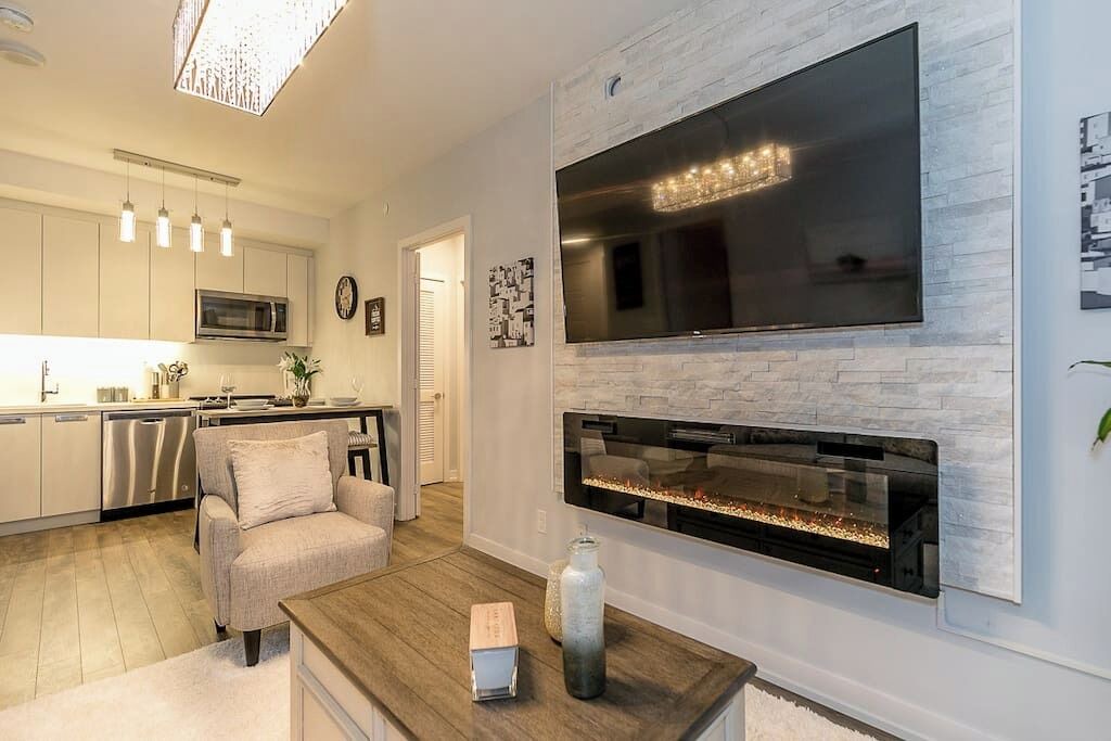 Photo of Livingroom in Big Bay Point