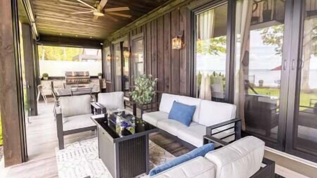 Photo of Patio Balcony in Pefferlaw