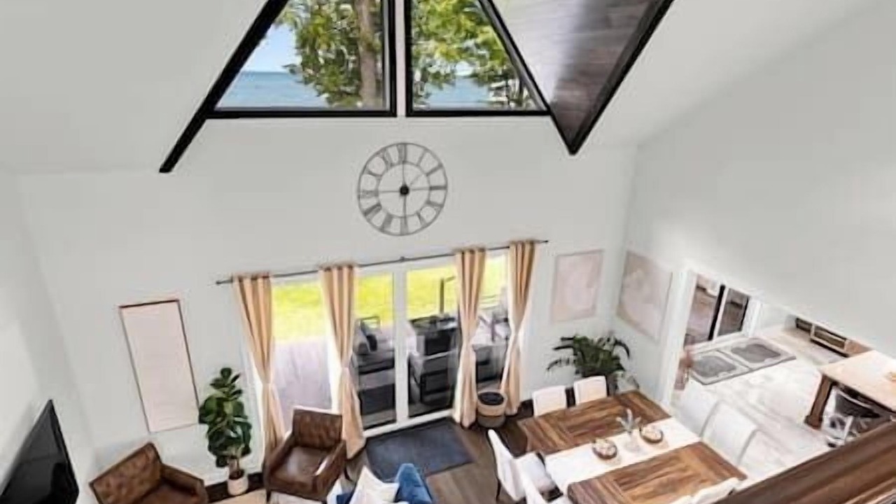 Photo of Livingroom in Pefferlaw