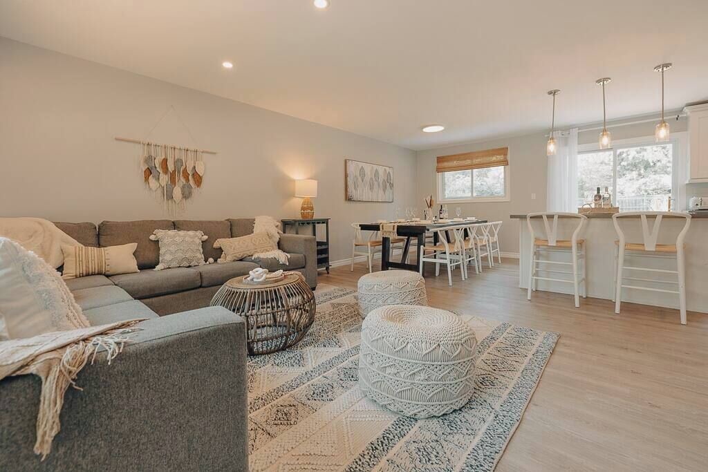 Photo of Livingroom in Midland