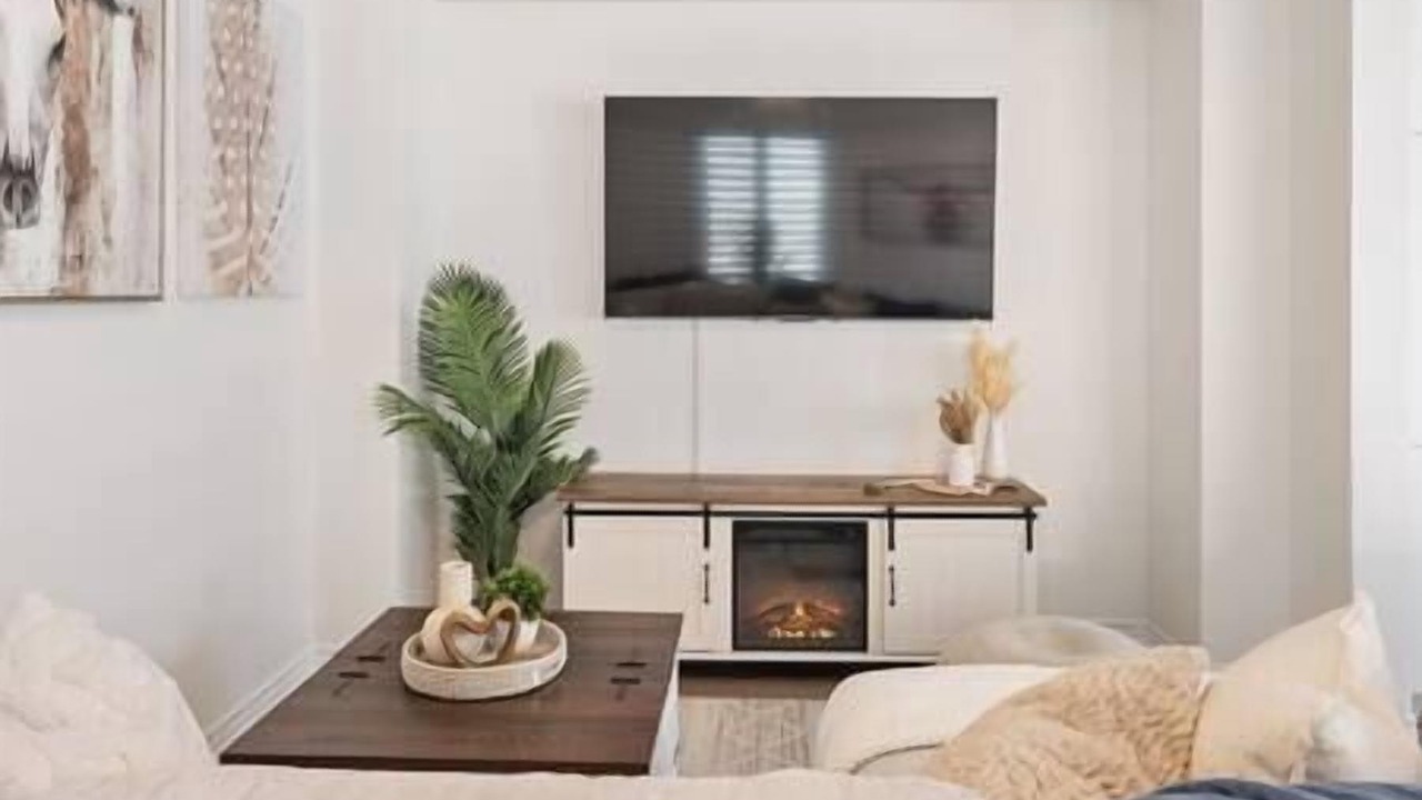 Photo of Livingroom in Innisfil