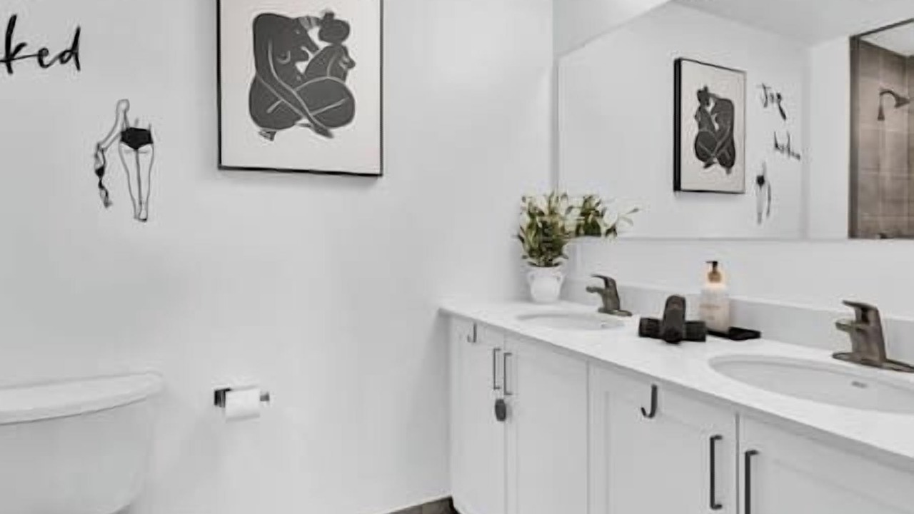 Photo of Bathroom in Fenelon Falls