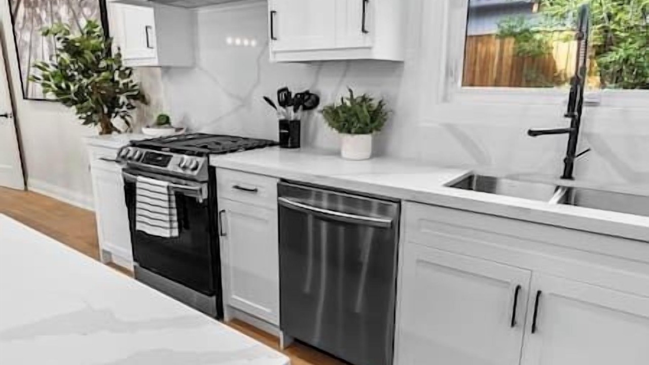 Photo of Kitchen in Alcona