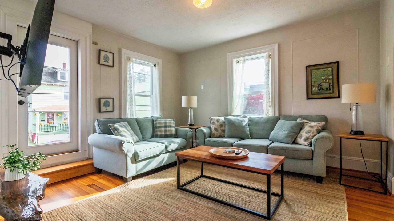 Photo of Livingroom in Fifth Ward