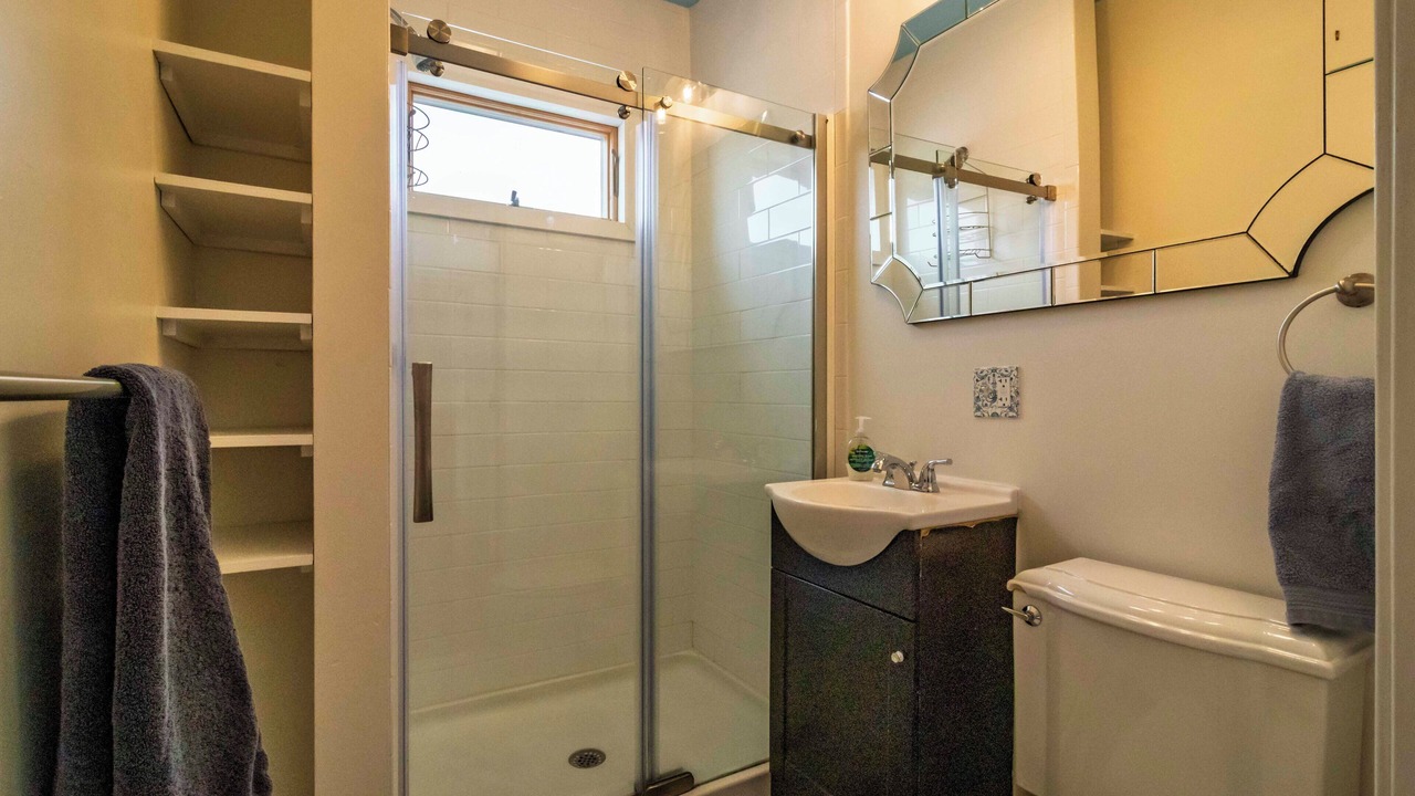 Photo of Bathroom in Fifth Ward