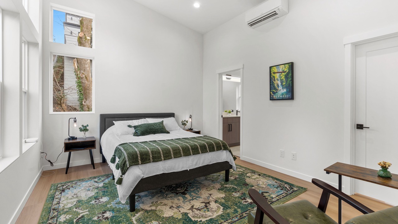 Photo of Bedroom in Mount Baker