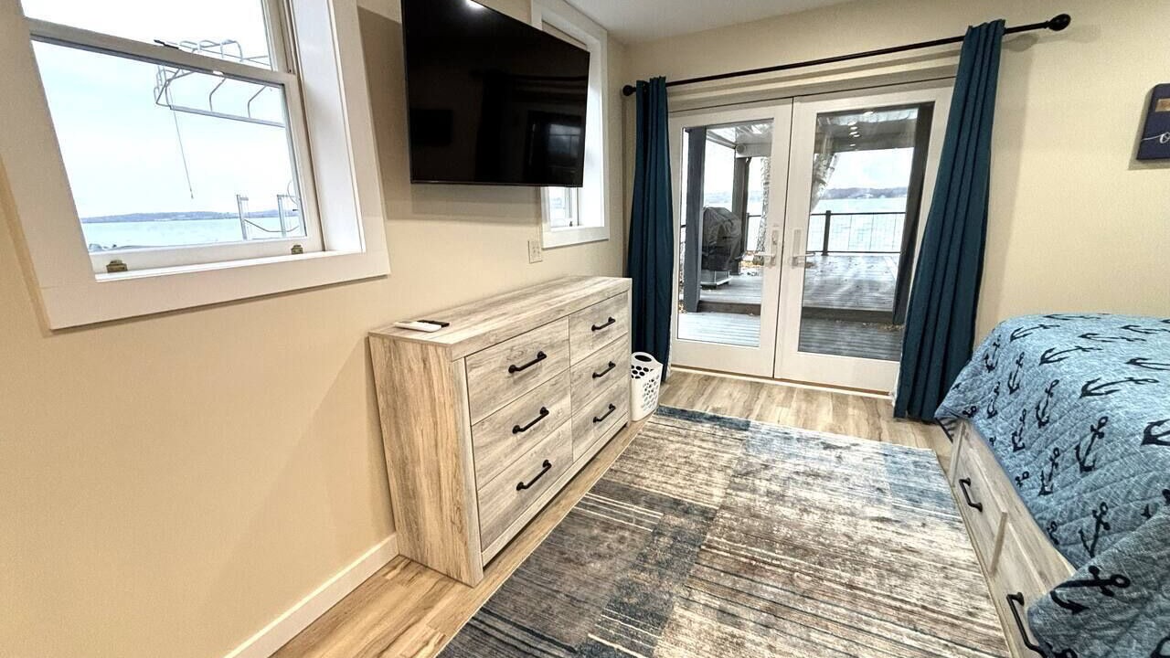 Photo of Bedroom in Seneca Falls
