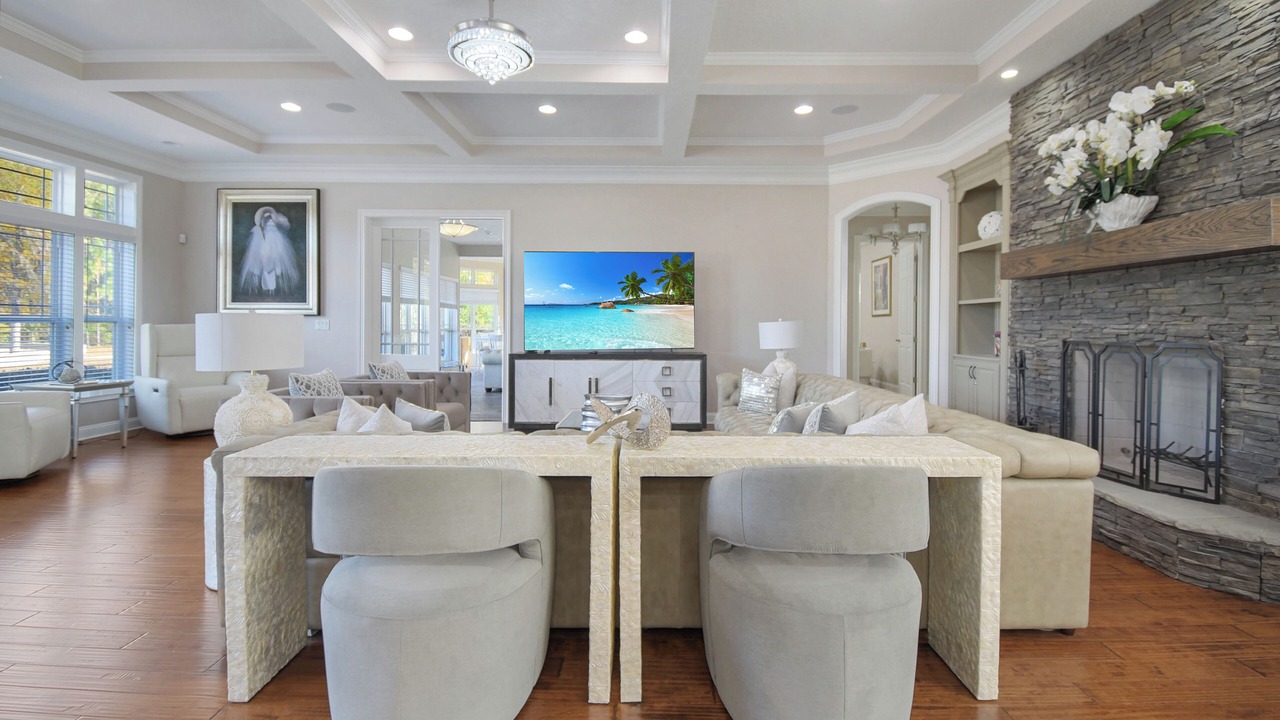 Photo of Livingroom in Northside