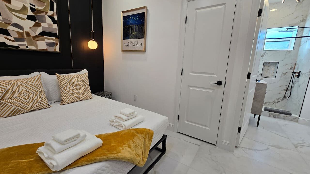 Photo of Bedroom in College Park