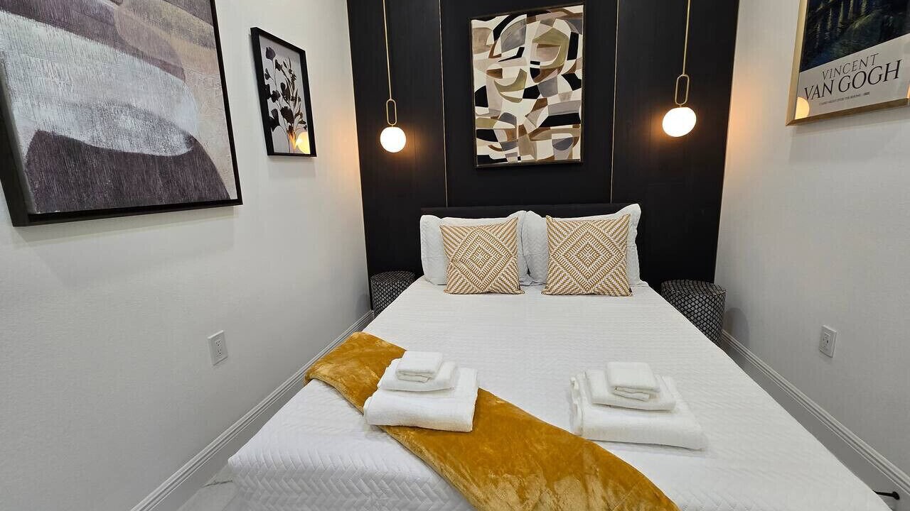 Photo of Bedroom in College Park