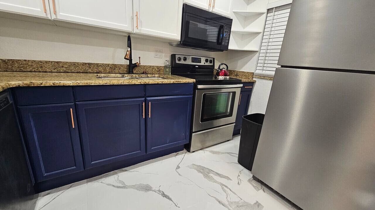 Photo of Kitchen in College Park