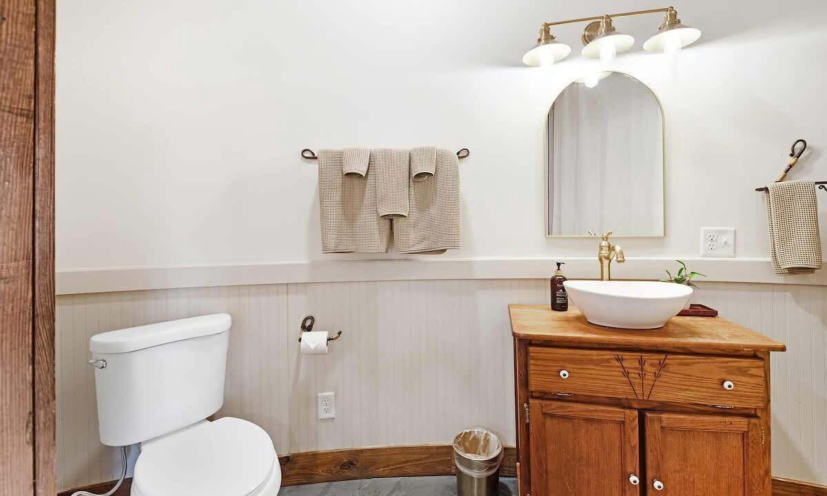 Photo of Bathroom in Lookout Valley Neighborhood Association