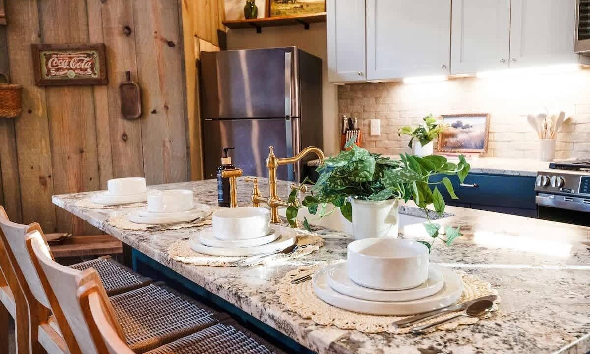Photo of Kitchen in Lookout Valley Neighborhood Association