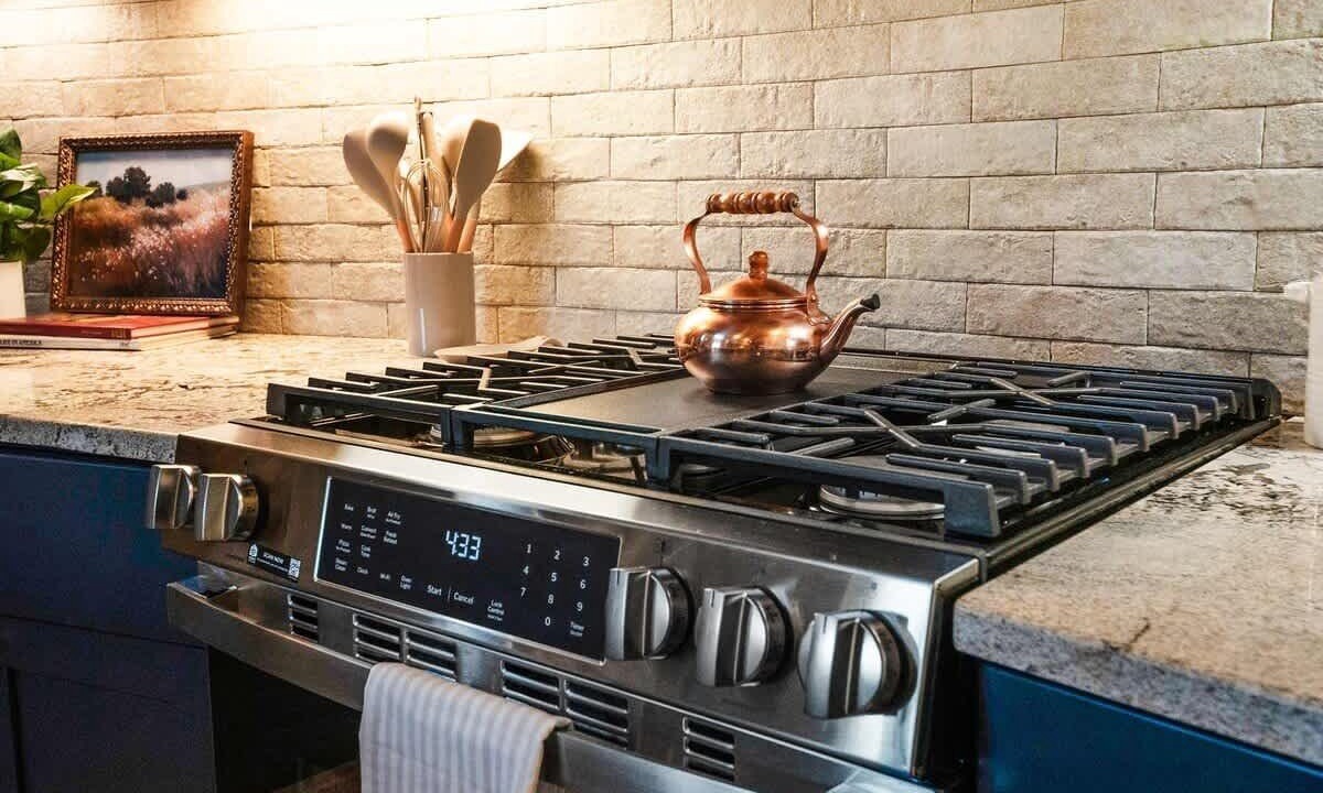 Photo of Kitchen in Lookout Valley Neighborhood Association