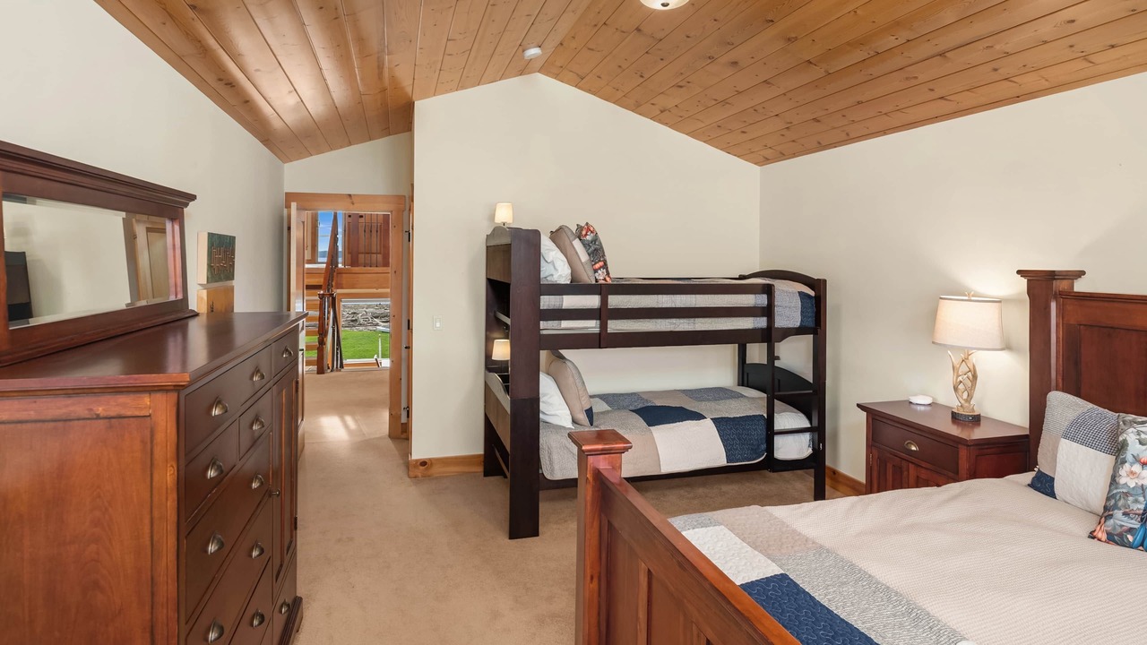 Photo of Others in Clinton