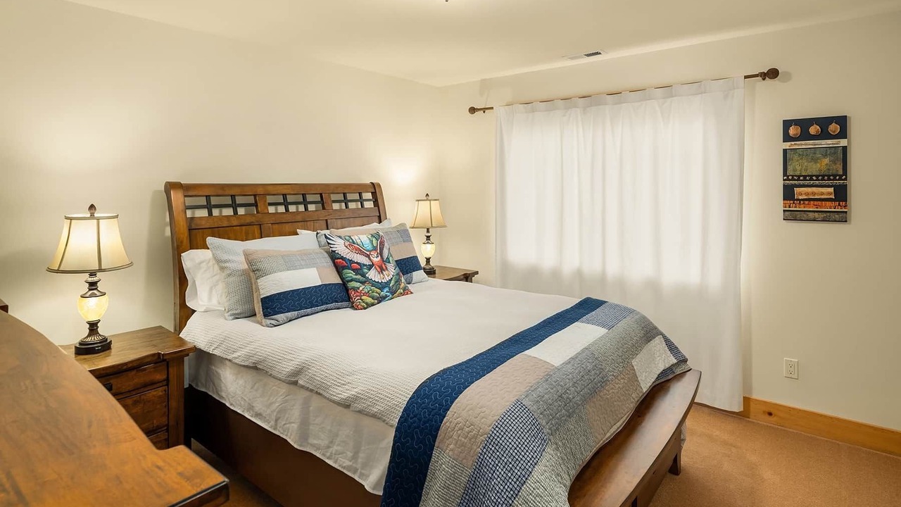 Photo of Others in Clinton