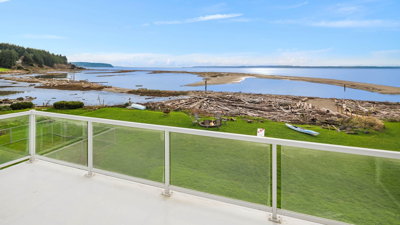 Photo of Others in Clinton