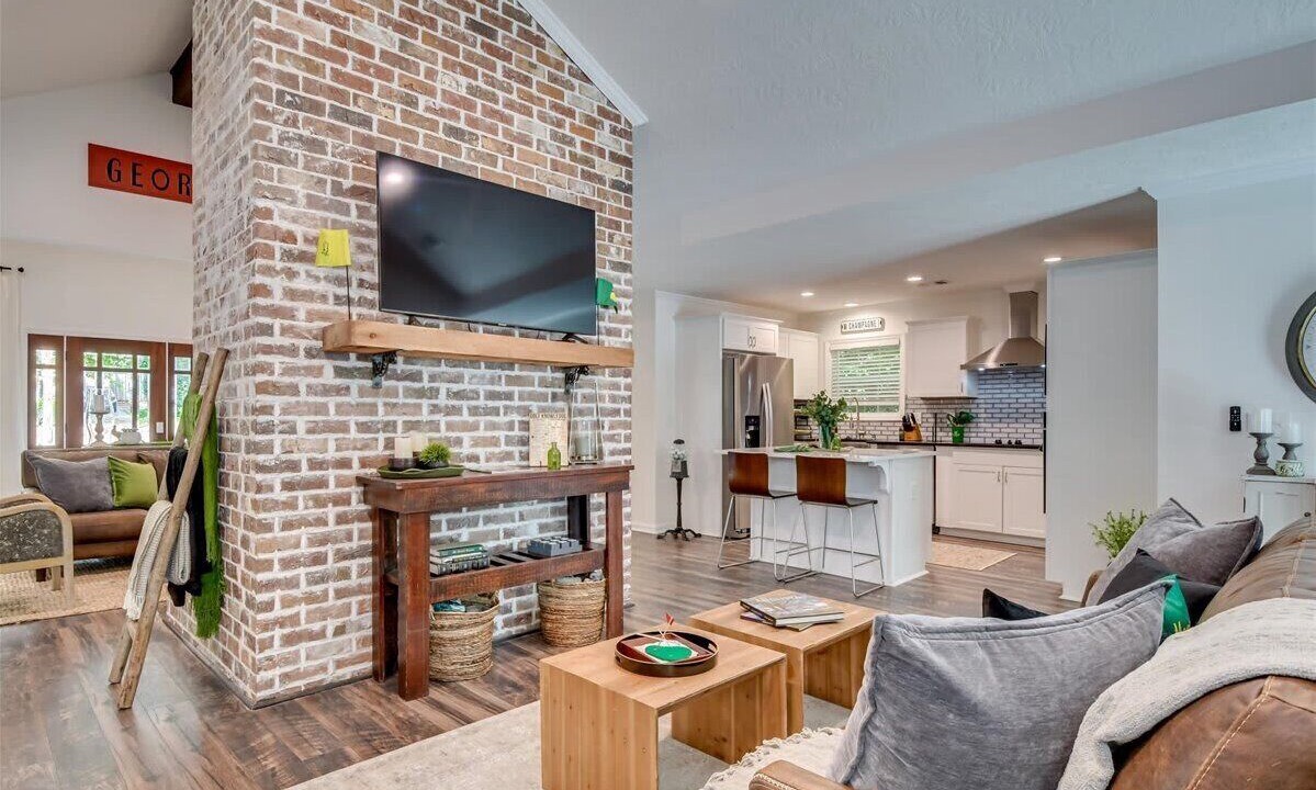 Photo of Livingroom in Midtown