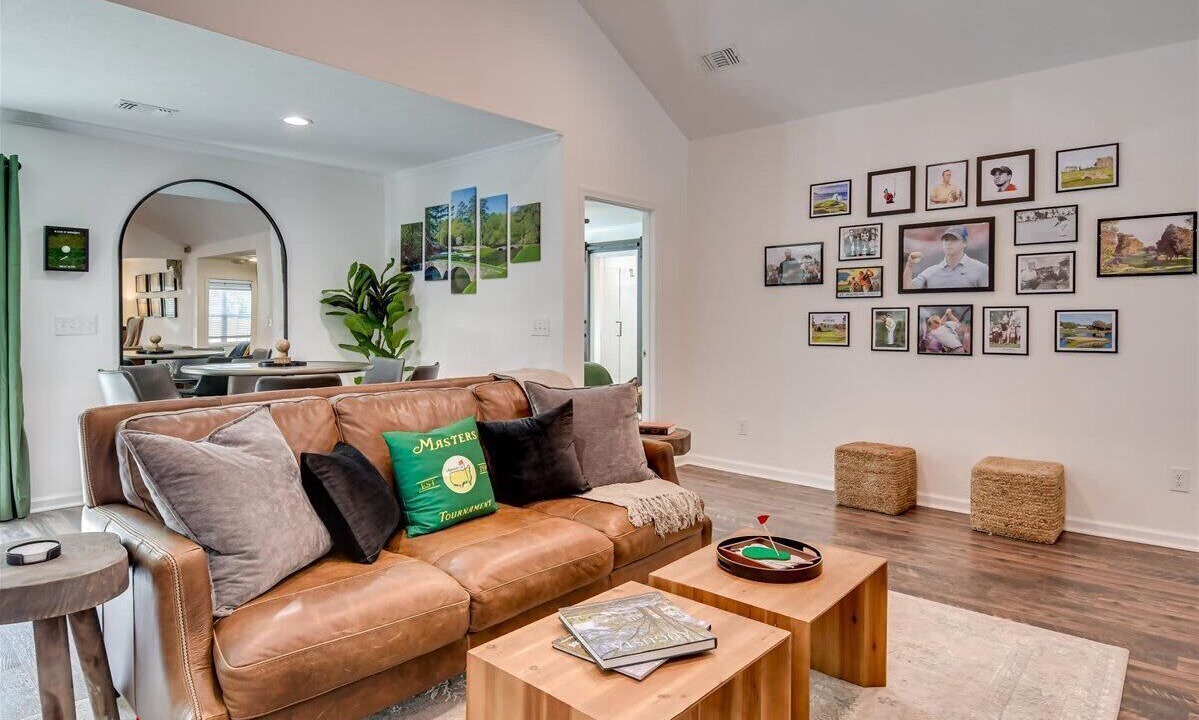 Photo of Bedroom in Midtown