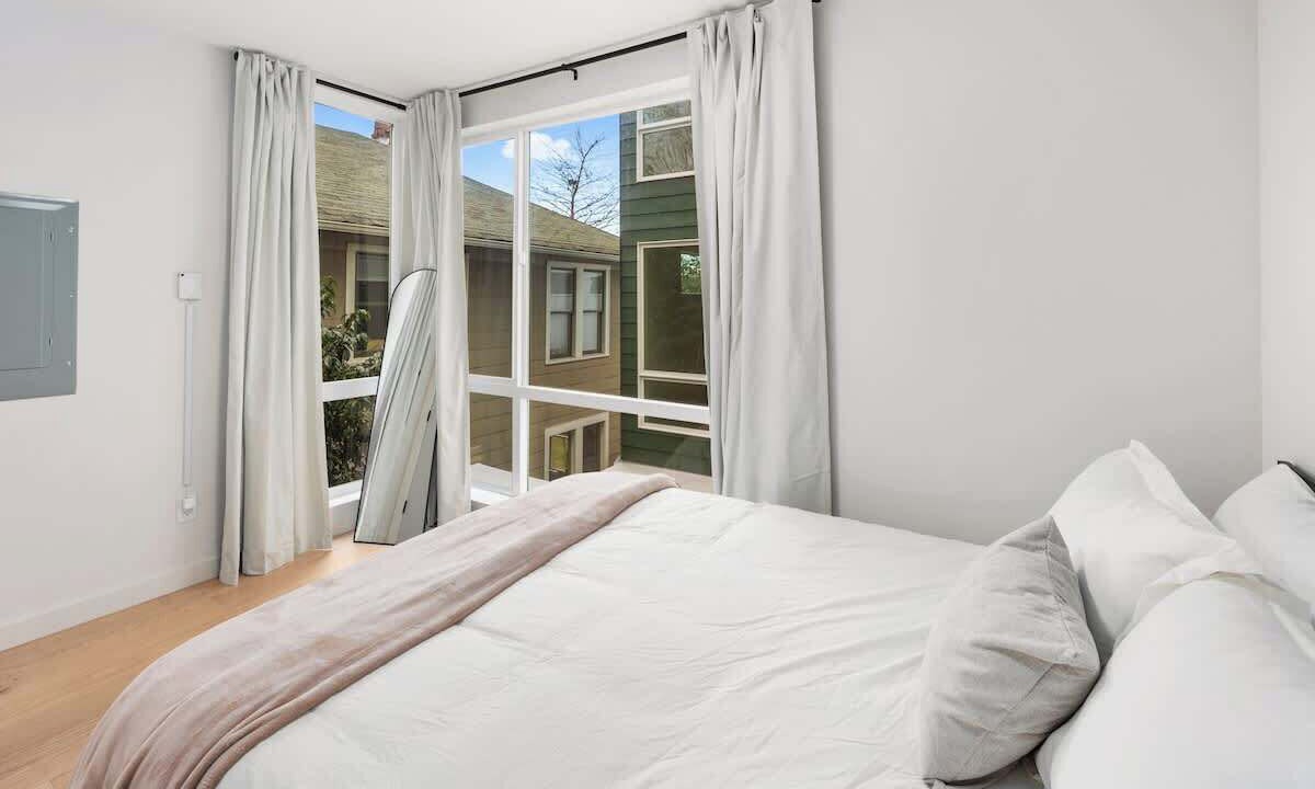 Photo of Bedroom in North Beacon Hill