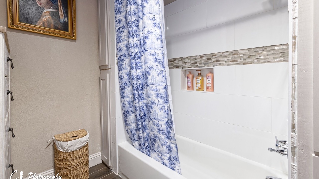 Photo of Bathroom in Baird