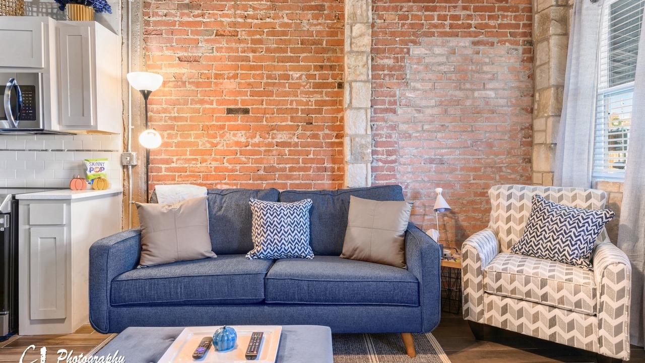 Photo of Livingroom in Baird