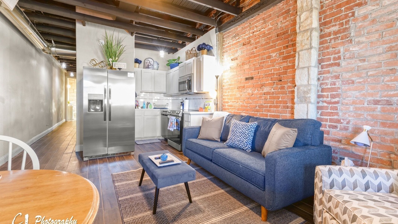 Photo of Livingroom in Baird
