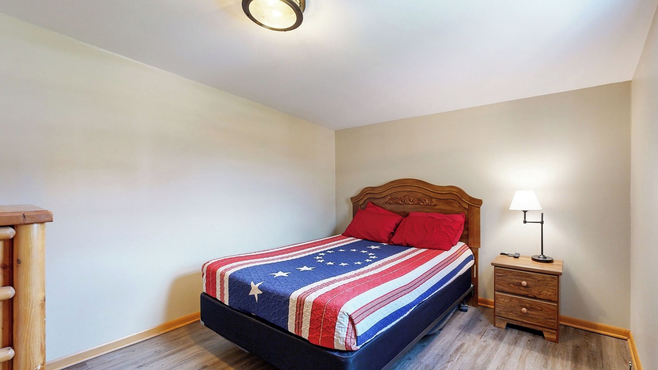 Photo of Bedroom in Murphysboro
