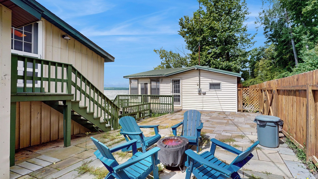 Photo of Patio Balcony in Town of Ledyard