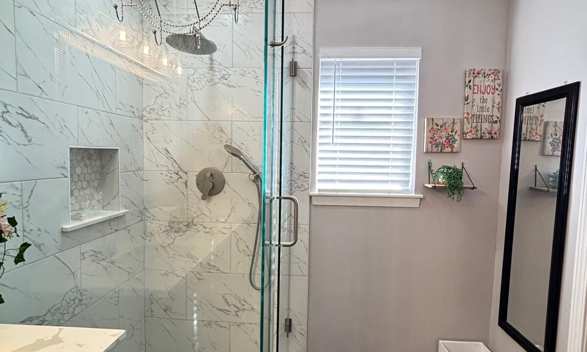 Photo of Bathroom in Woodlake - Briar Meadow
