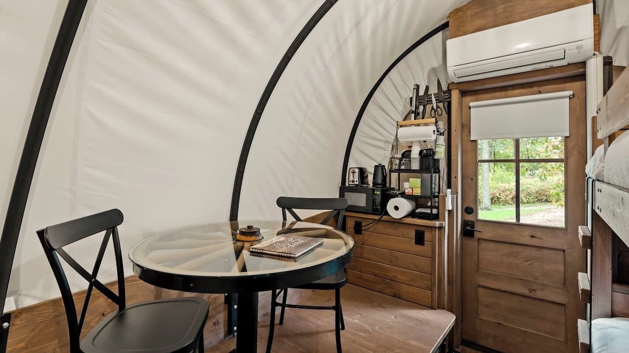 Photo of Others in Strasburg